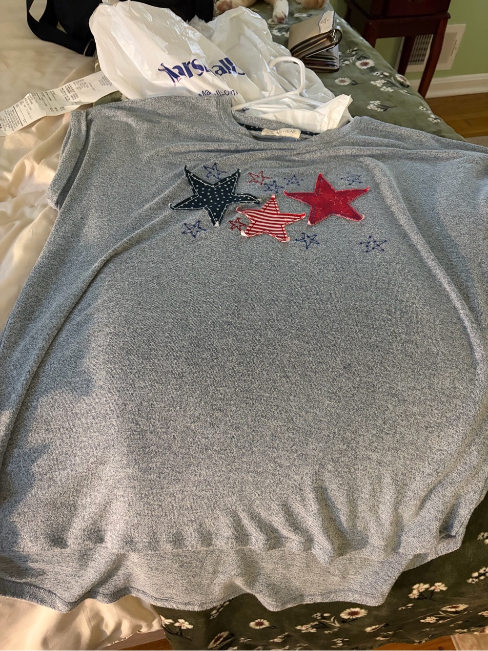 Women’s Short Sleeve Star Appliqué Tee - Light Heather Blue